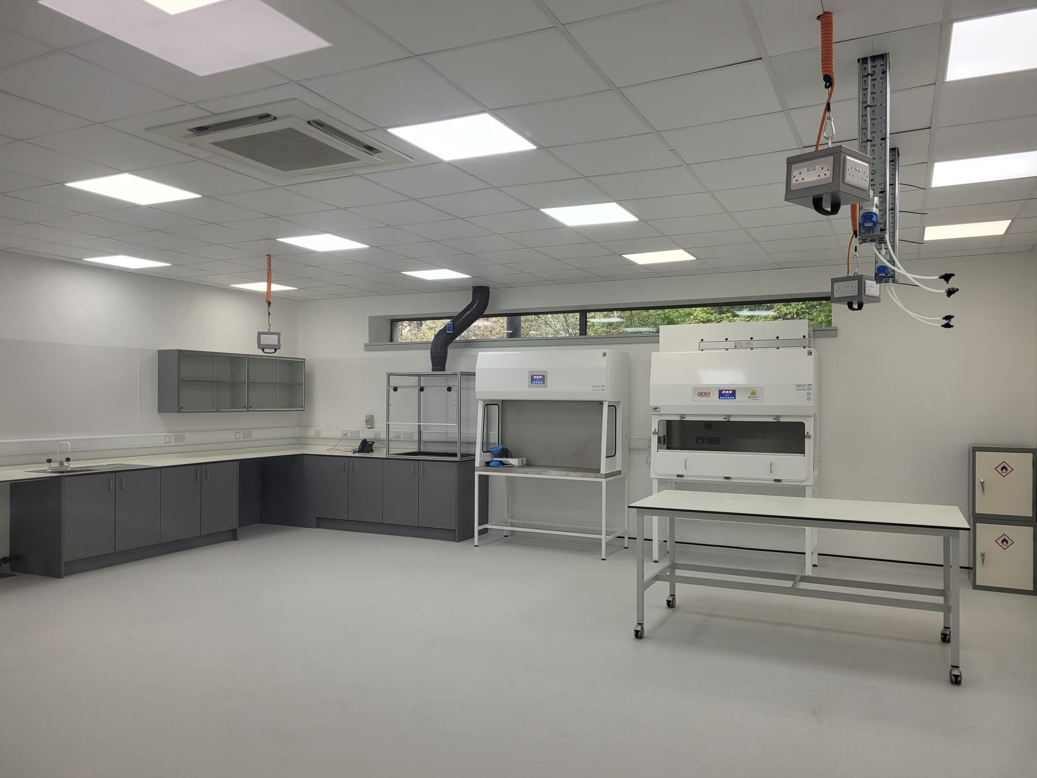 Shimadzu Research Laboratory (1) Shimadzu Research Laboratory (1)